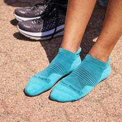 Darn Tough - Women's - Element Run No Show Sock Style #1112 - Cyan