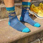 Darn Tough Men's Ridge Runner Micro Crew Ultra-Lightweight Running Sock Midnight