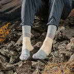 Darn Tough Men's Mountaineering Micro Crew Heavyweight Hiking Sock Geyser