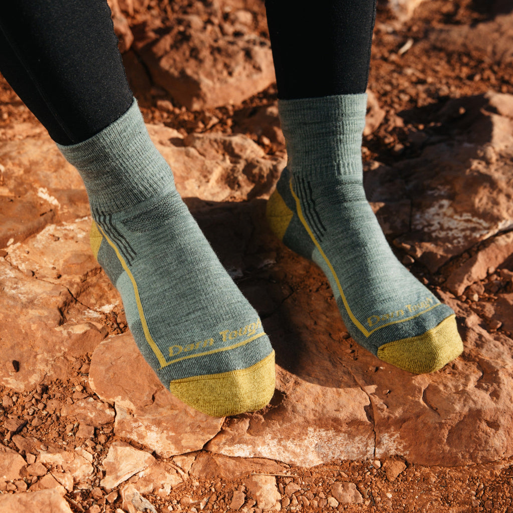 DT Women's Hiker Quarter Midweight 1958