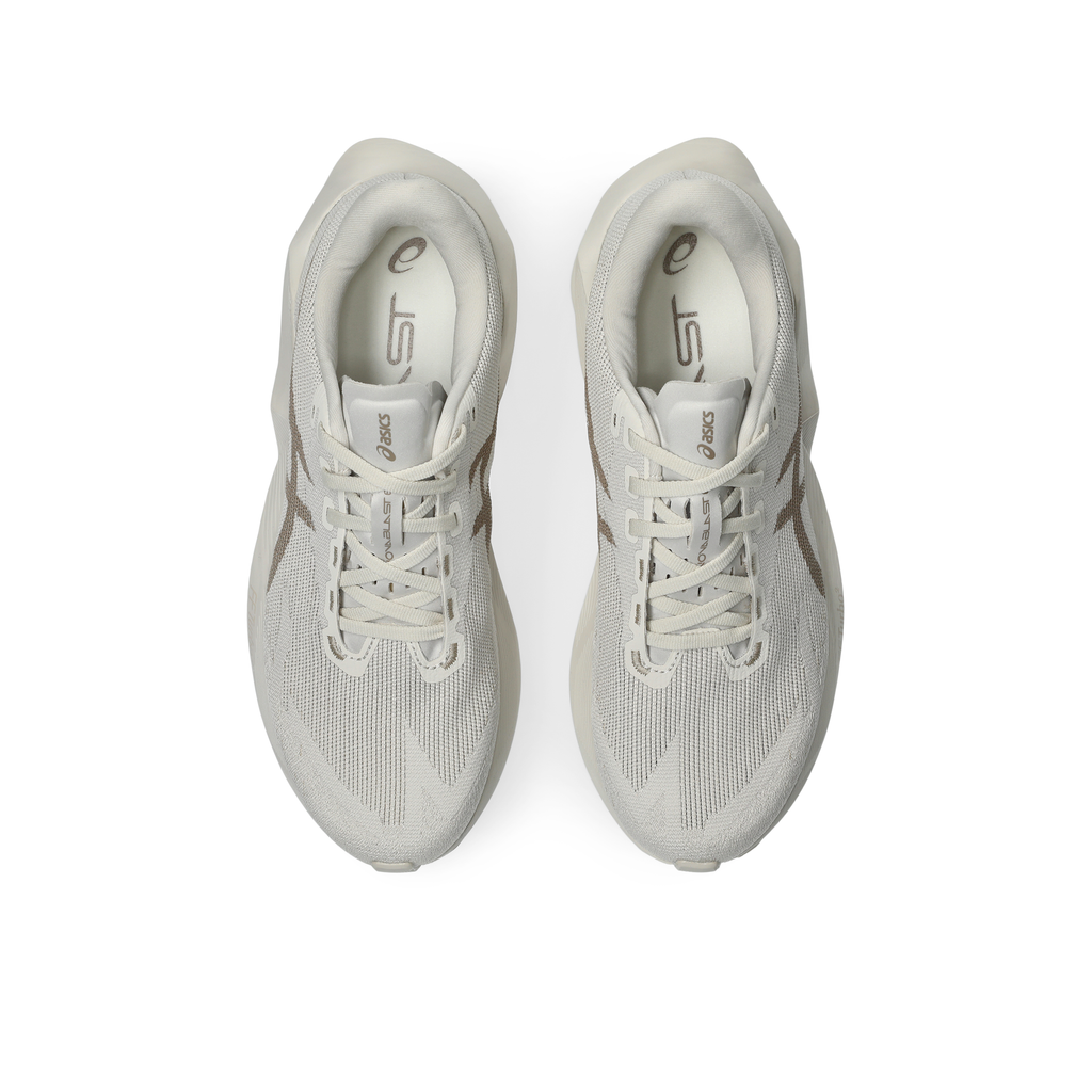 ASICS Men's Novablast 6 Soft Oat/Greige
