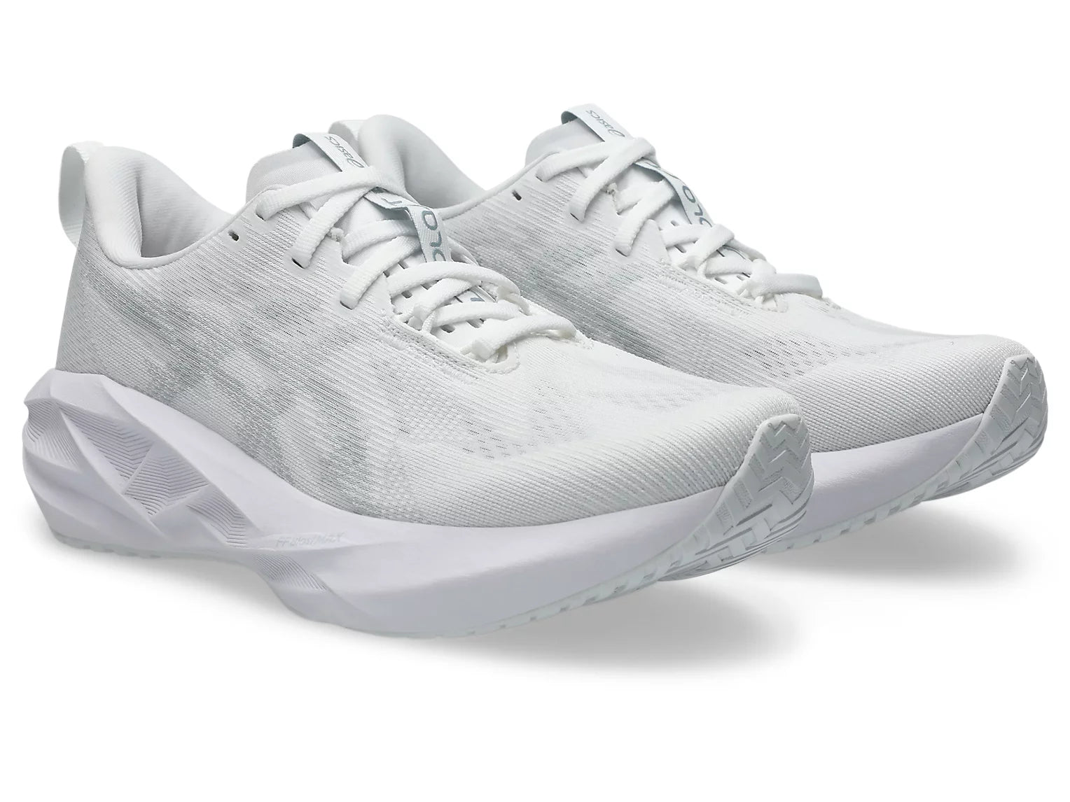 Women's - ASICS Novablast 5 - White/Piedmont