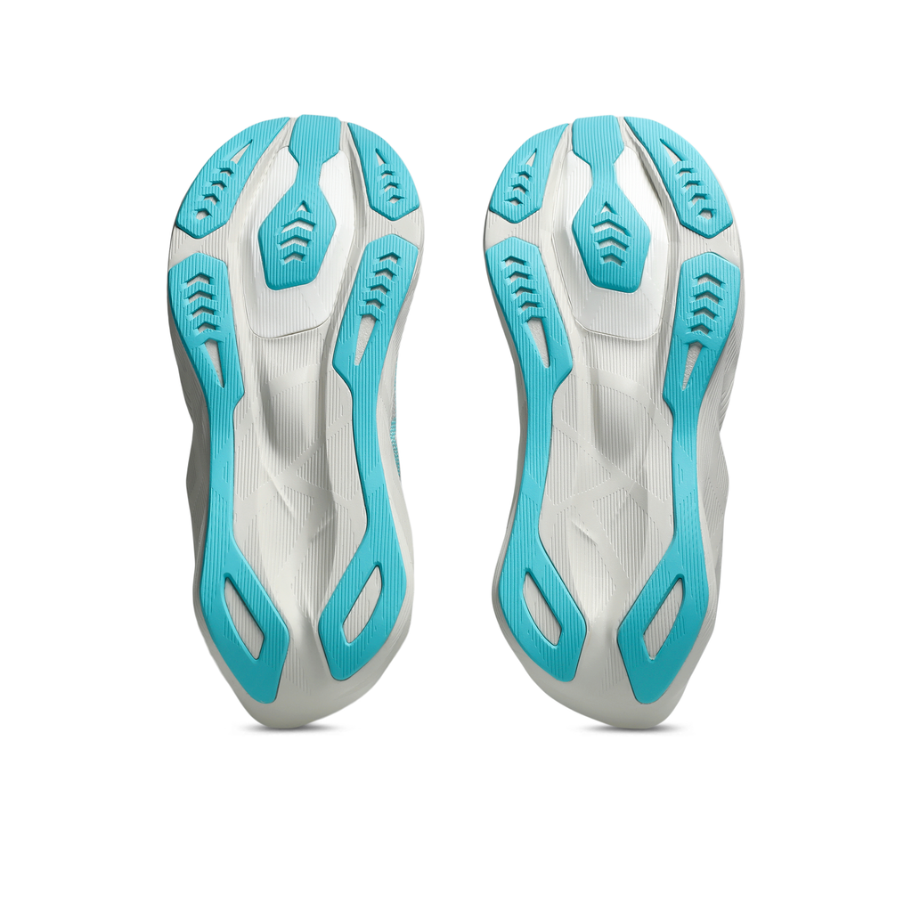 ASICS Women's Novablast 6 Soft Oat/Energy Aqua