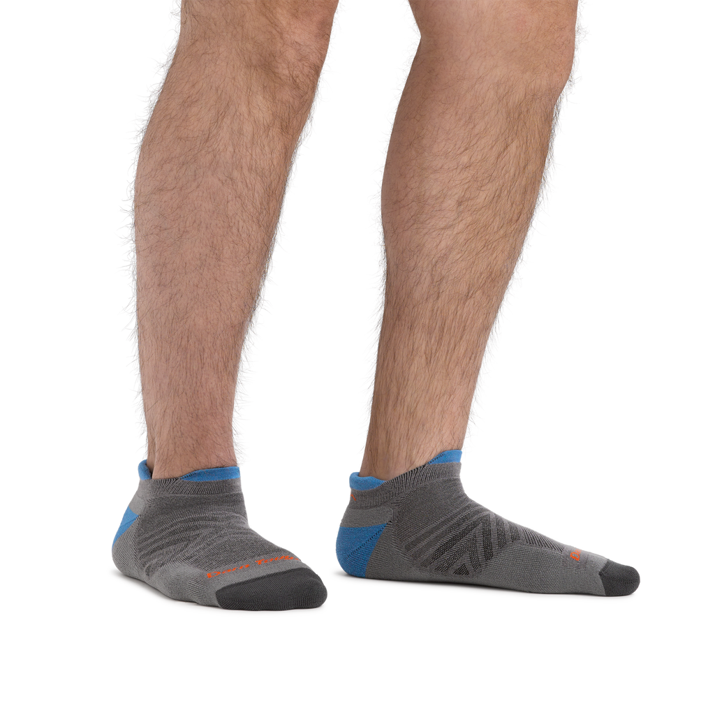 Darn Tough Men's Coolmax Run No Show Tab Ultra-Lightweight Running Sock Gray