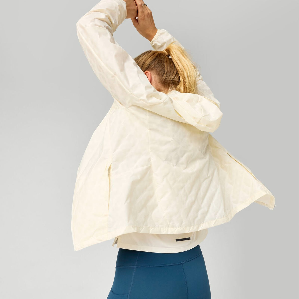 Women's Brooks Canopy Reflective Jacket - Bone