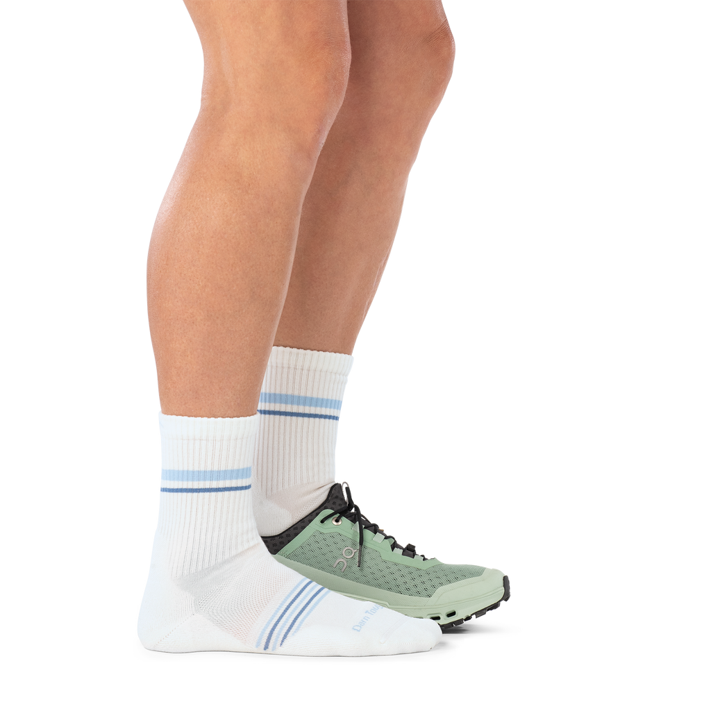 Darn Tough Women's Element Micro Crew Lightweight Running Sock Vapor White