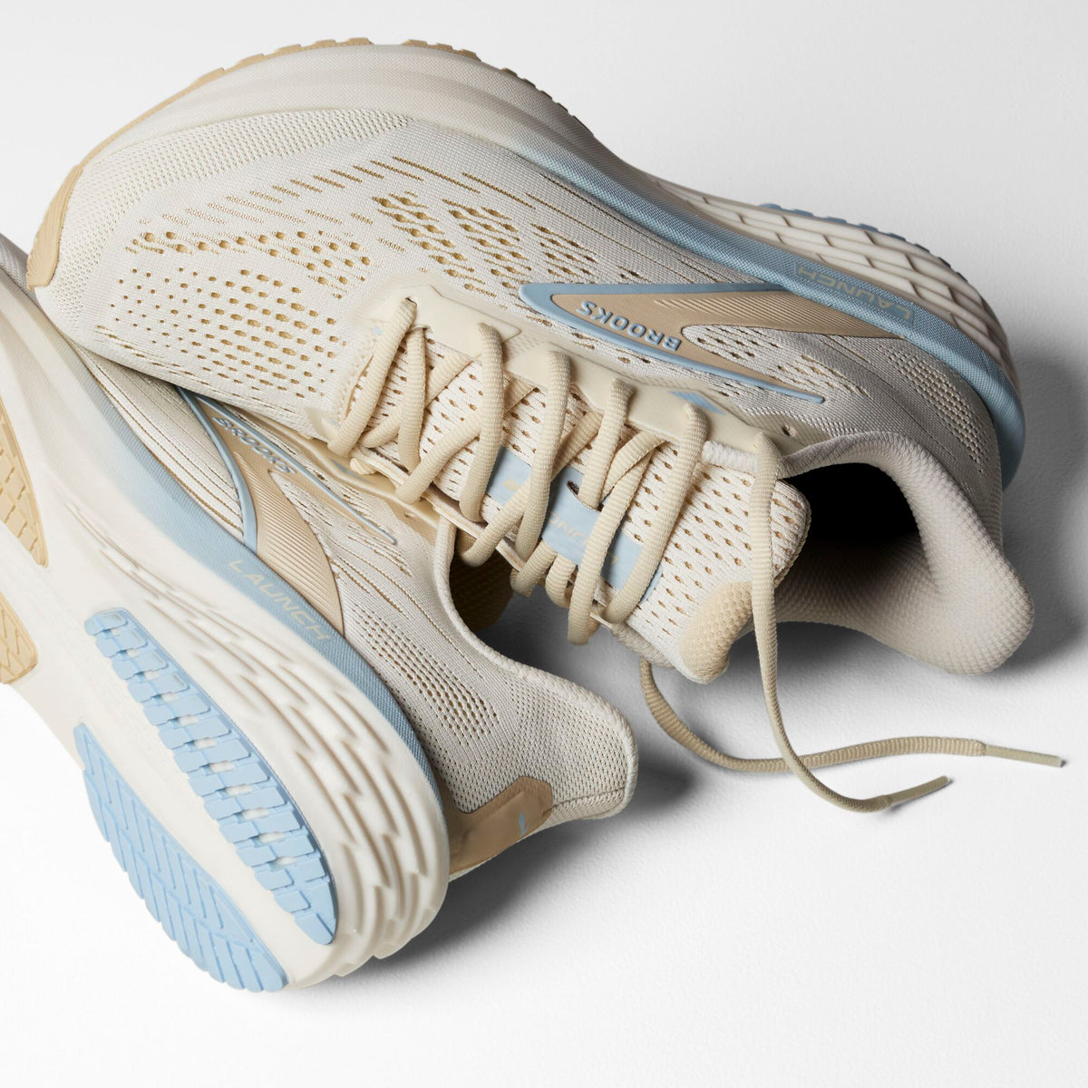 Brooks Women's Launch 12 Coconut/Sand/Skyway