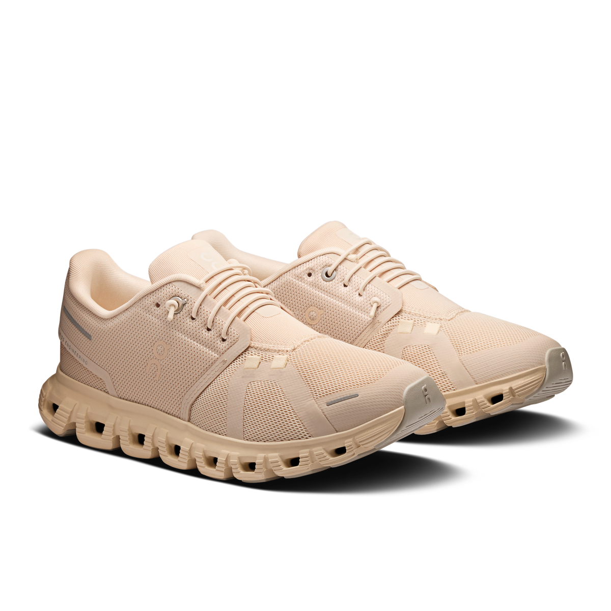 On Women's Cloud 6 Sand | Sand