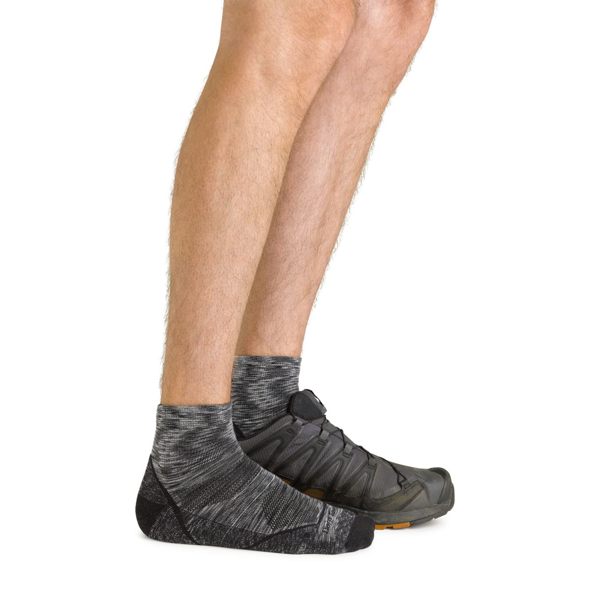 Darn Tough Men's Light Hiker Quarter Lightweight Hiking Sock Space Gray