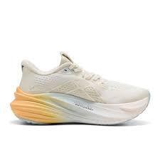 Women's - Puma MagMax Nitro 2 - Warm White / Lucite