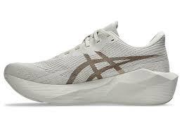 Men's - ASICS Novablast 6 - Soft Oat/Griege