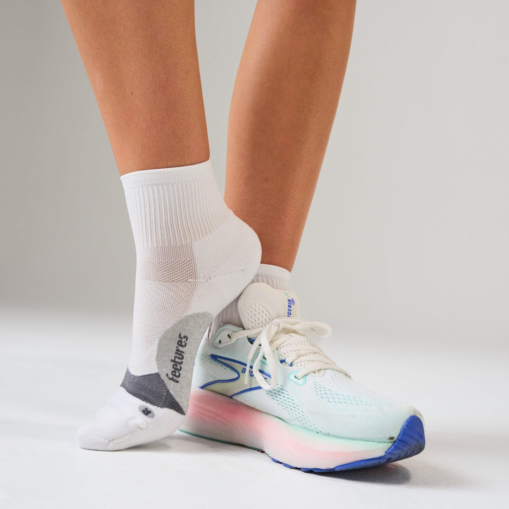 Feetures Elite Light Cushion Quarter White