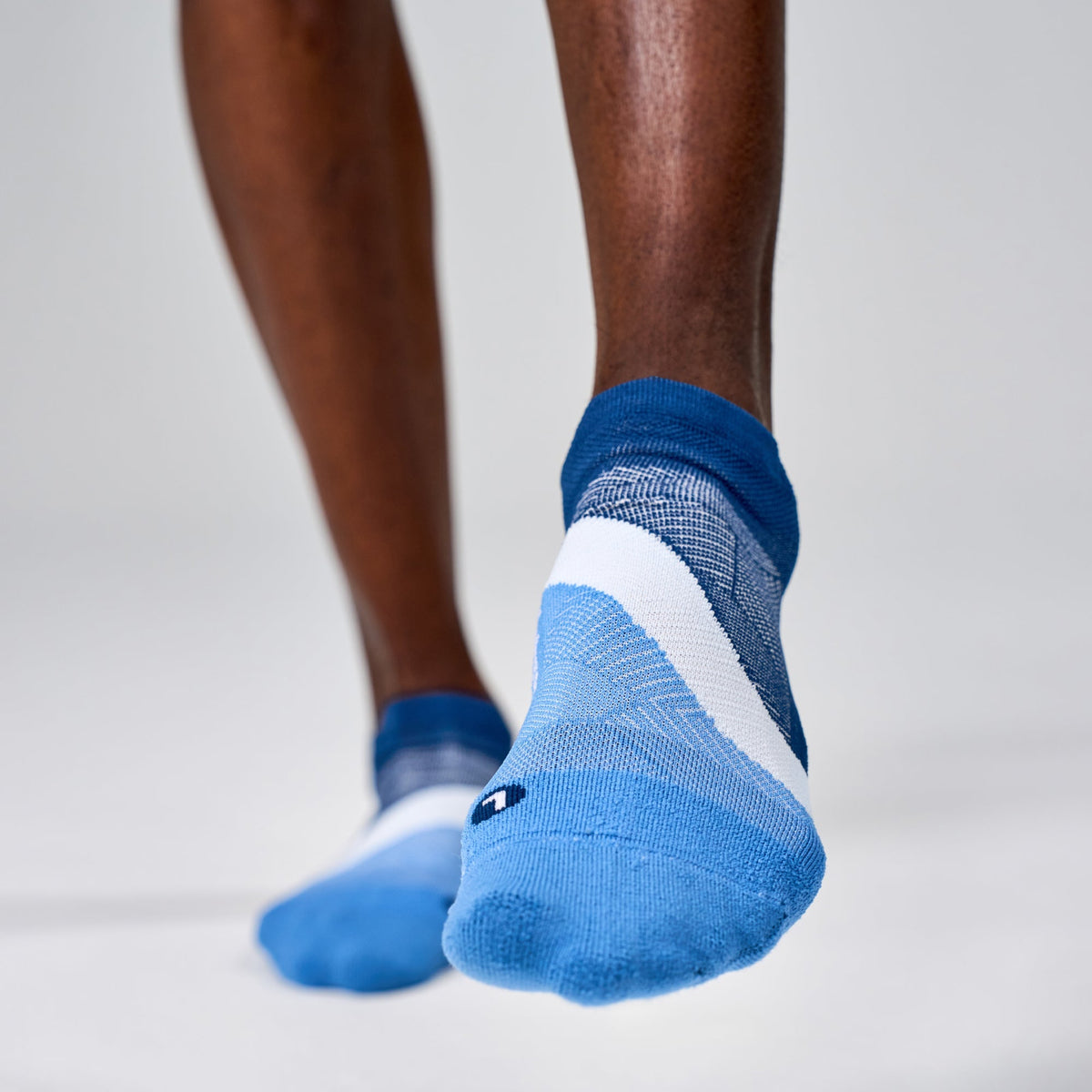 Feetures - Elite Light Cushion No Show Tab - Blue Wave