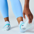 Feetures Elite Light Cushion No Show Tab Glacier Mist