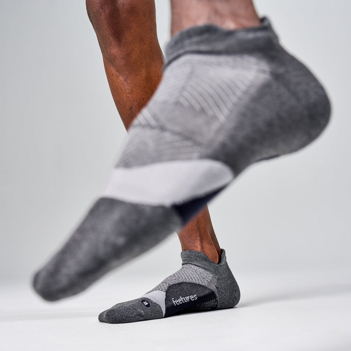 Feetures Elite Light Cushion No Show Tab Gray