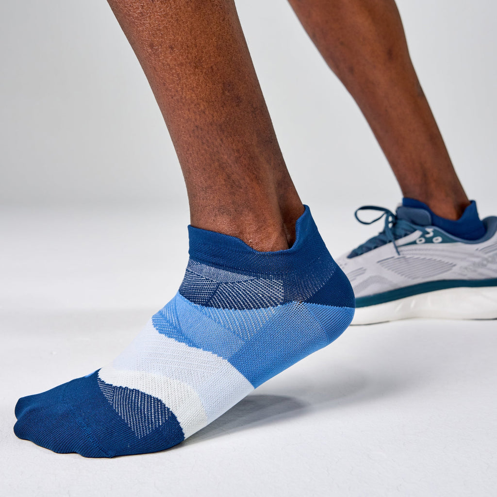 Feetures Elite Ultra Light No Show Tab Blue Wave