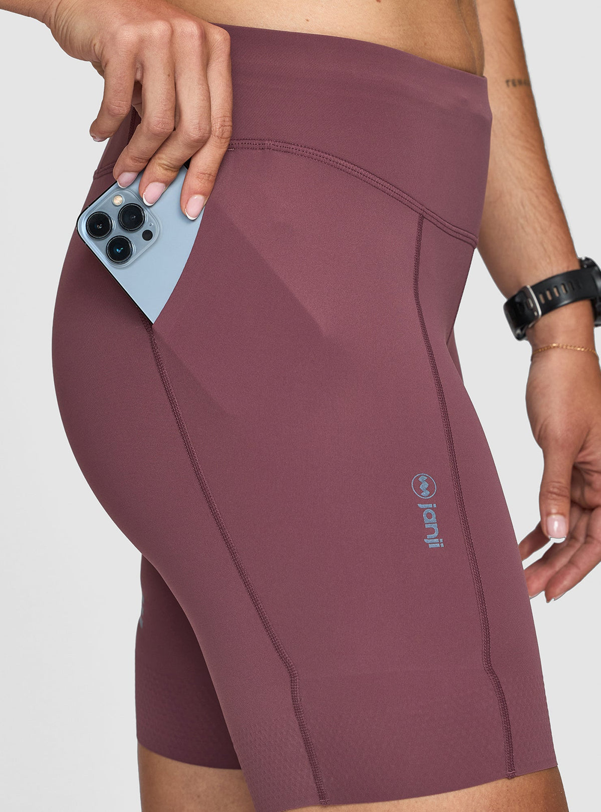 Janji Women's 7" Pace Short Andromeda