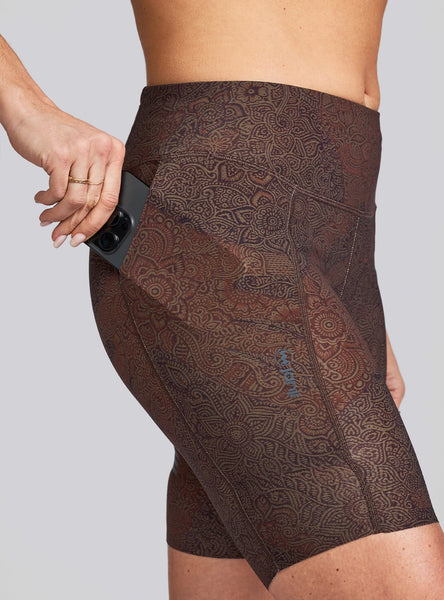 Janji Women's 7" Pace Short Falcon Paisley