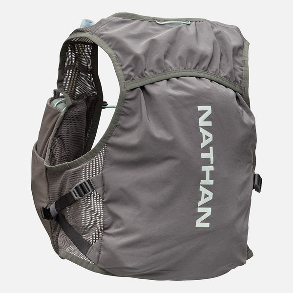 Nathan Women's Pinnacle Breeze 4 Liter Hydration Race Vest Charcoal/Surf Spray
