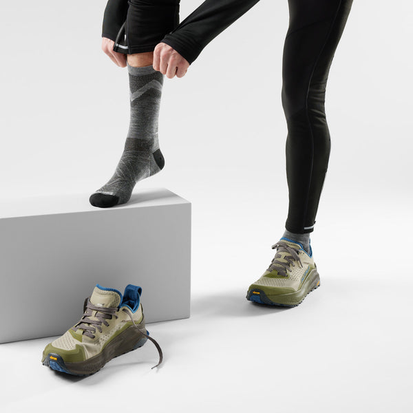 Smartwool Run Zero Cushion Mid Crew Pattern Socks Light Gray