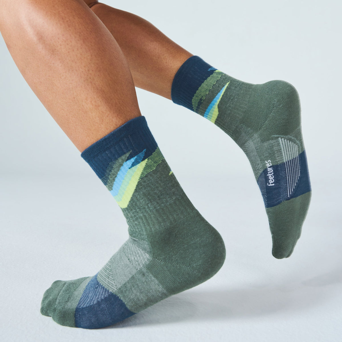 Feetures Trail Max Cushion Mini Crew Tectonic Green