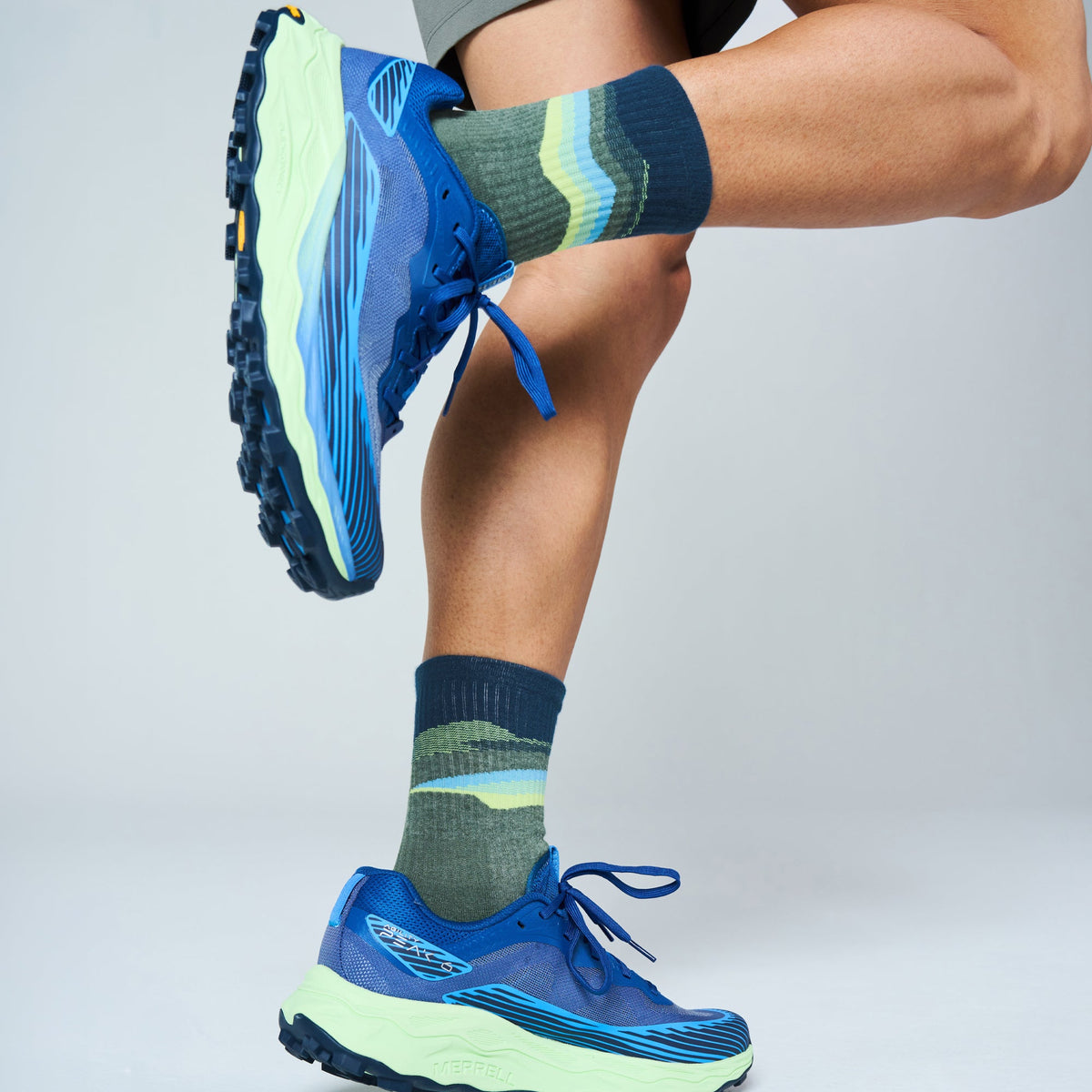 Feetures Trail Max Cushion Mini Crew Tectonic Green