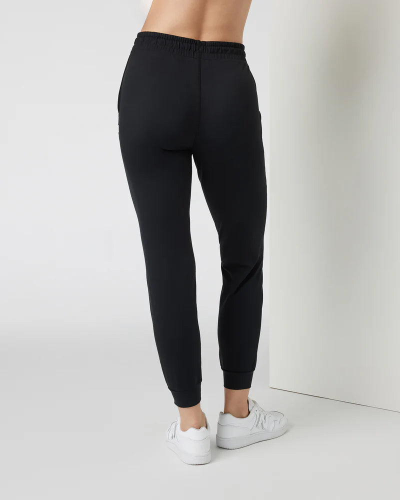 Vuori Performance Jogger Womens