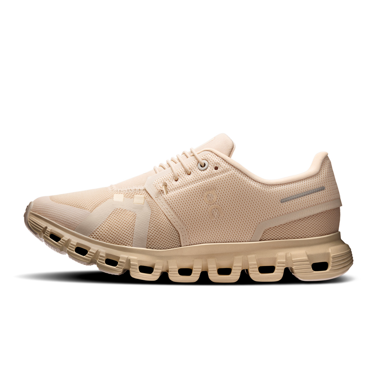On Women's Cloud 6 Sand | Sand
