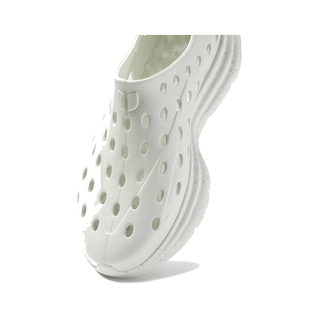 KANE Revive Cloud Gray running shoe