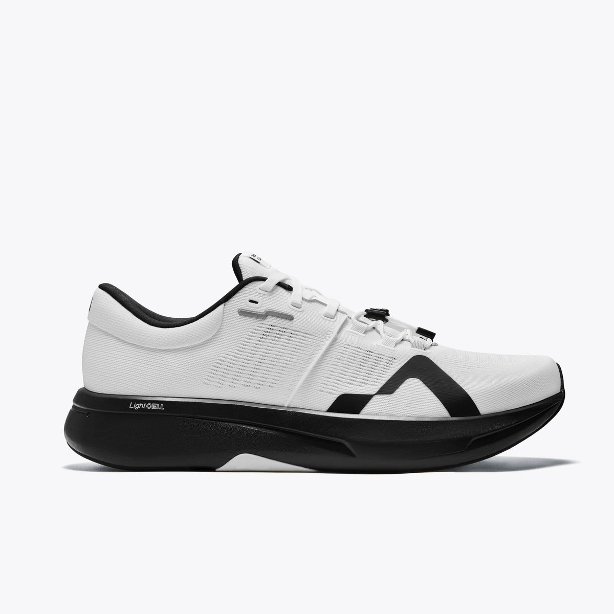 Mount to Coast Men's R1 White/Black
