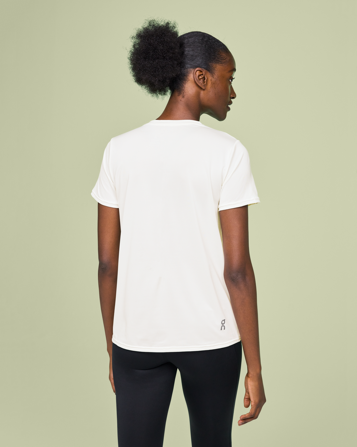 On Women's Core-T Undyed-White