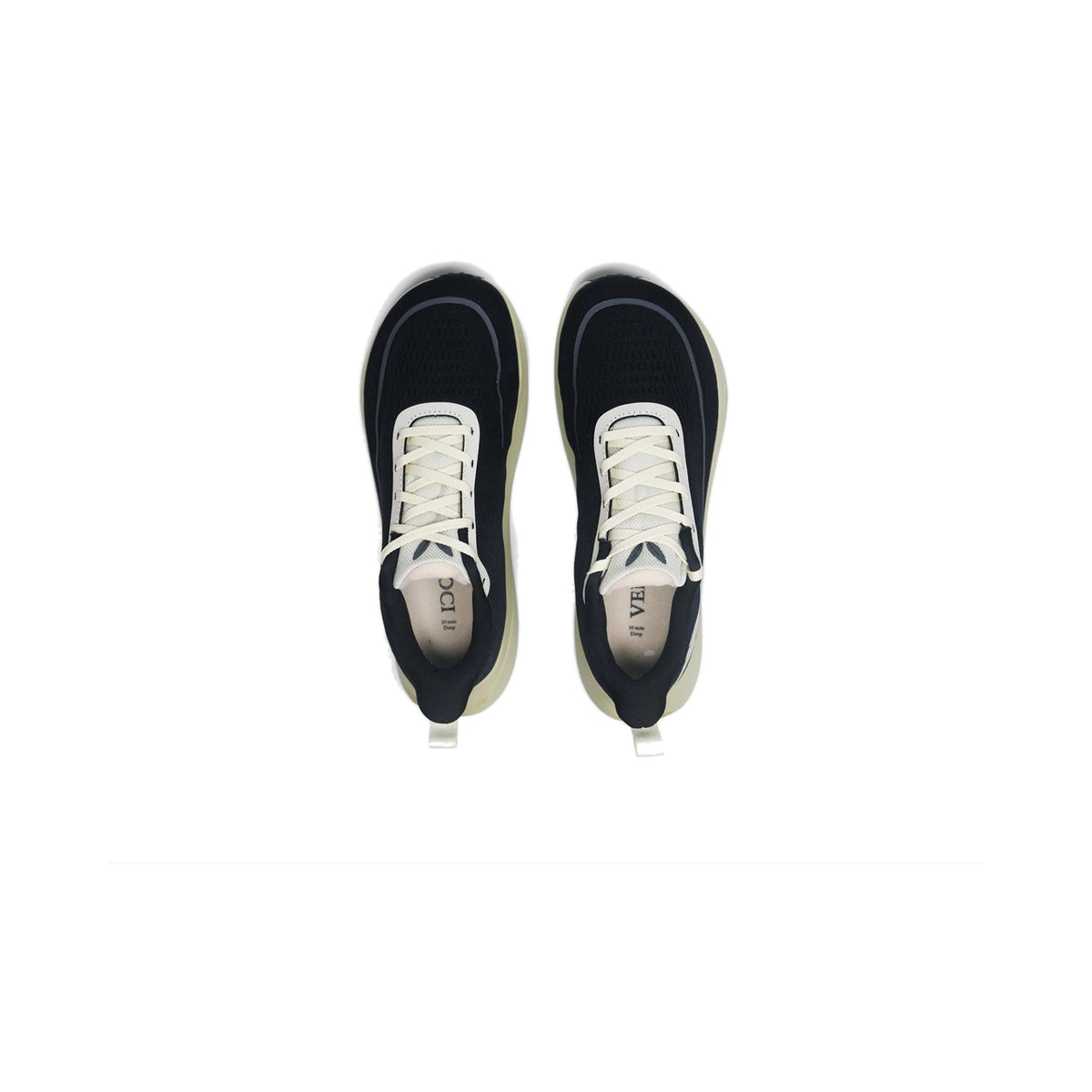 Veloci Ascent Black and Cream running shoe