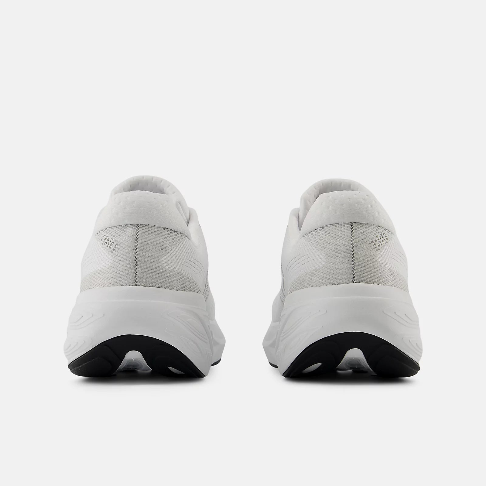 Women's - New Balance 880 v15 - White/White