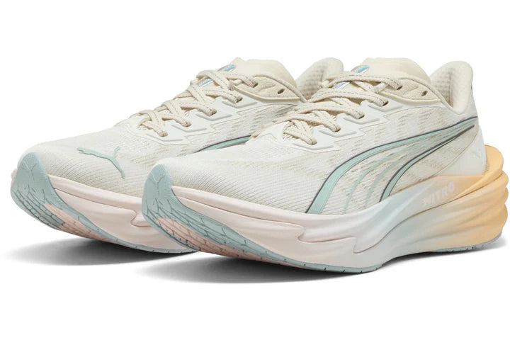 Women's - Puma Deviate Nitro 4 - Warm White/Lucite/Vapor Gray