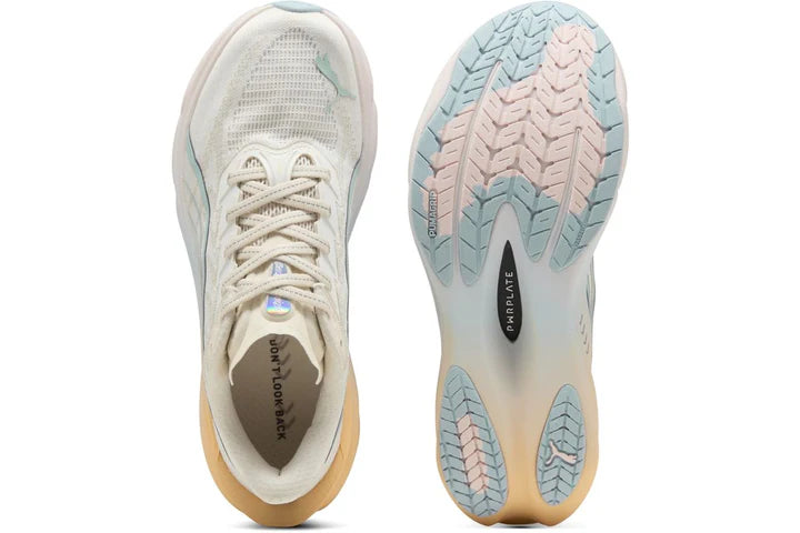 Women's - Puma Deviate Nitro 4 - Warm White/Lucite/Vapor Gray